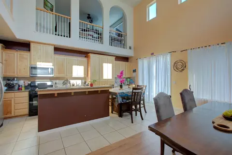 733 Chandon, Merced, CA 95348 photo 24