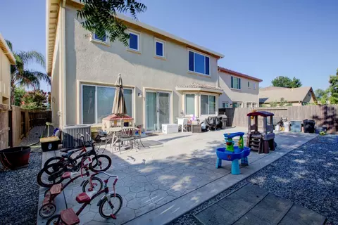 733 Chandon, Merced, CA 95348 photo 45