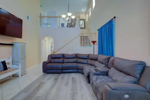 733 Chandon, Merced, CA 95348 photo 8
