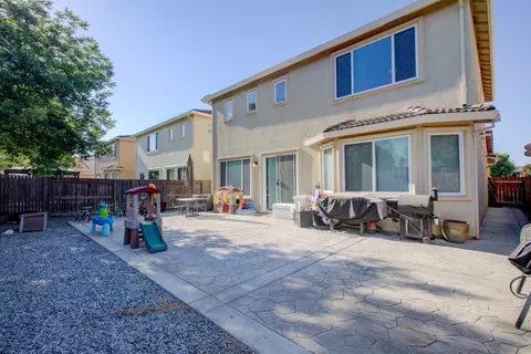 733 Chandon, Merced, CA 95348 photo 47
