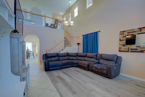733 Chandon, Merced, CA 95348 photo 9