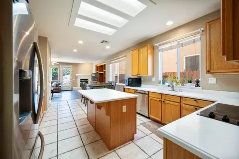 Kitchen - 2316 Lovers Point Ln, Modesto, CA 95356 photo 4 of 4