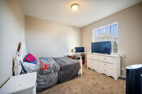 Bedroom - 2316 Lovers Point Ln, Modesto, CA 95356 photo 6 of 6