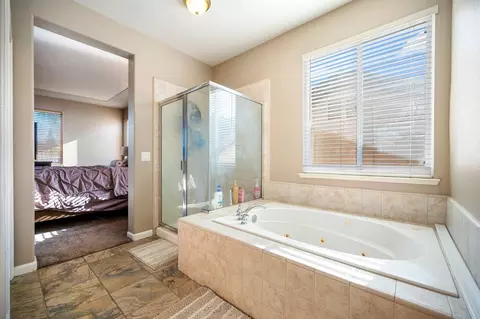 Bath - 2316 Lovers Point Ln, Modesto, CA 95356 photo 4 of 5