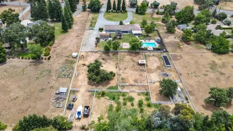 View/Area - 8718 Dillard Rd, Wilton, CA 95693 photo 7 of 8