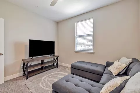 669 Silo St, Folsom, CA 95630 photo 23