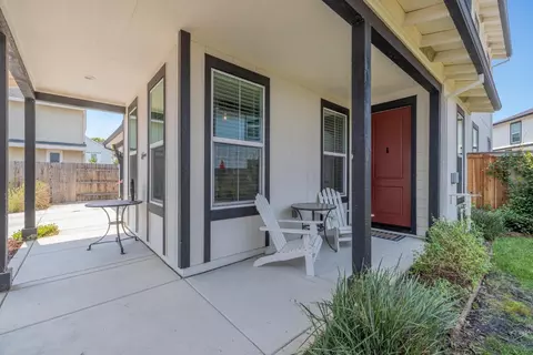 669 Silo St, Folsom, CA 95630 photo 4