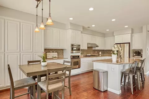 376 Glenbrook Dr, Tracy, CA 95377 photo 9