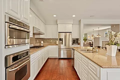 376 Glenbrook Dr, Tracy, CA 95377 photo 7