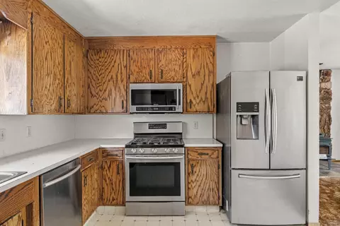 Kitchen - 161 Marshall Way, West Point, CA 95255 photo 3 of 3