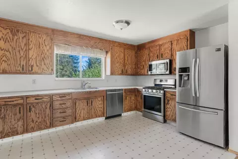 Kitchen - 161 Marshall Way, West Point, CA 95255 photo 2 of 3