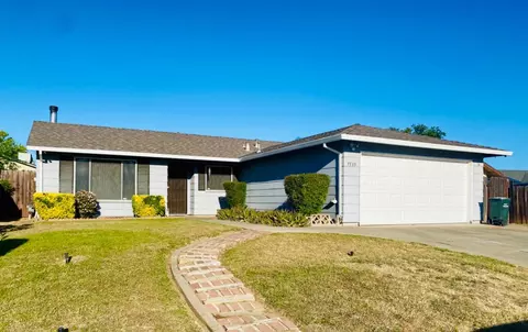 7535 Glendora Ct, Sacramento, CA 95823