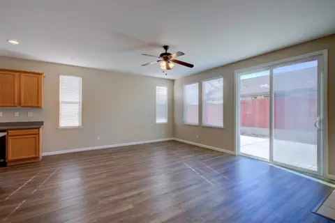 1106 Gaugin Way, Patterson, CA 95363 photo 17