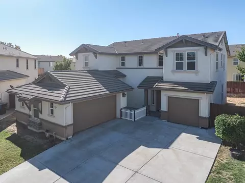 1106 Gaugin Way, Patterson, CA 95363 photo 2