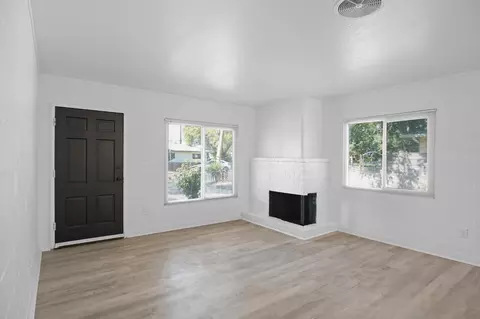 Living - 2305 Glendale Ave, Modesto, CA 95354 photo 2 of 3