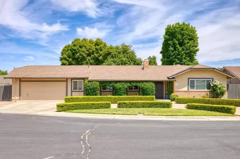 560 Fiero Pl, Manteca, CA 95337 photo 1