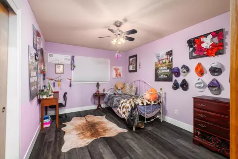 Bedroom - 560 Fiero Pl, Manteca, CA 95337 photo 5 of 6