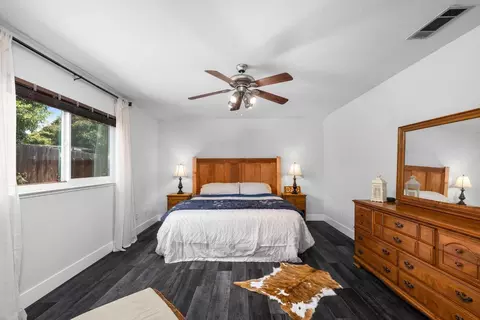 Bedroom - 560 Fiero Pl, Manteca, CA 95337 photo 1 of 6
