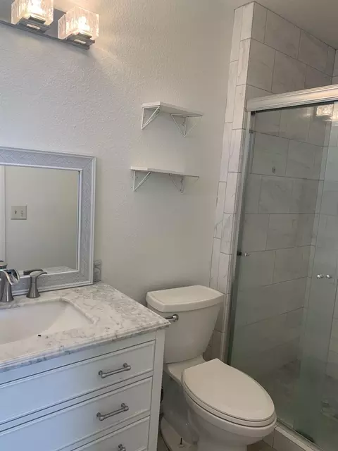 15162 Cambridge Dr, Lathrop, CA 95330 photo 4