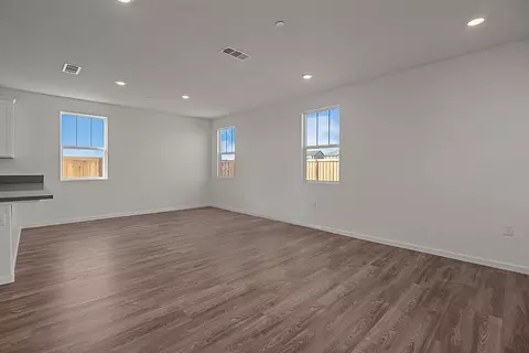 540 Spalding Way, Lathrop, CA 95330 photo 3