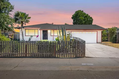 5848 Ambler St, Sacramento, CA 95823