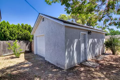1526 Inyo Ave, Modesto, CA 95358 photo 12