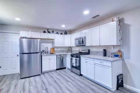 1526 Inyo Ave, Modesto, CA 95358 photo 4