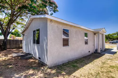1526 Inyo Ave, Modesto, CA 95358 photo 13