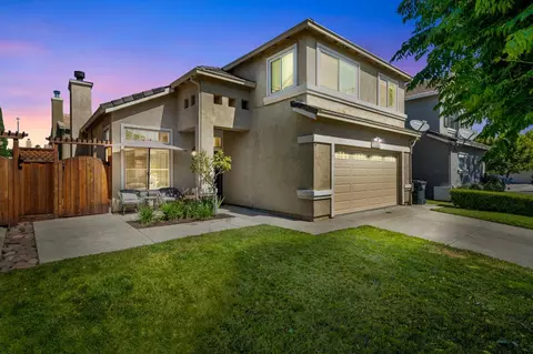 Exterior - 1285 Sunpeak Ln, Tracy, CA 95376 photo 1 of 6