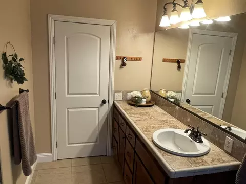 2800 Laramie Dr, Modesto, CA 95355 photo 22
