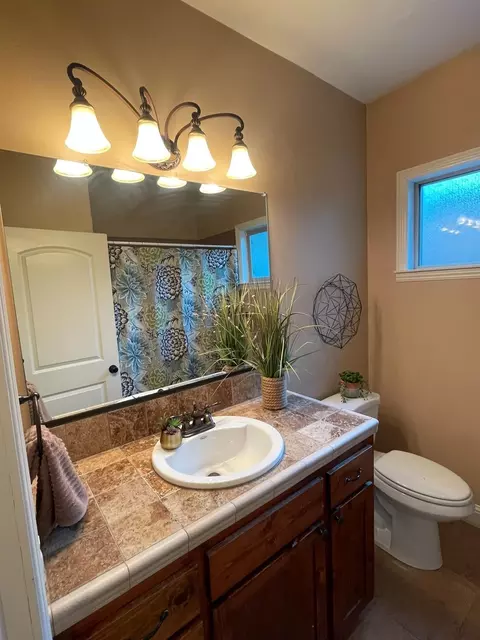2800 Laramie Dr, Modesto, CA 95355 photo 8