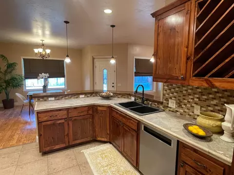 2800 Laramie Dr, Modesto, CA 95355 photo 17