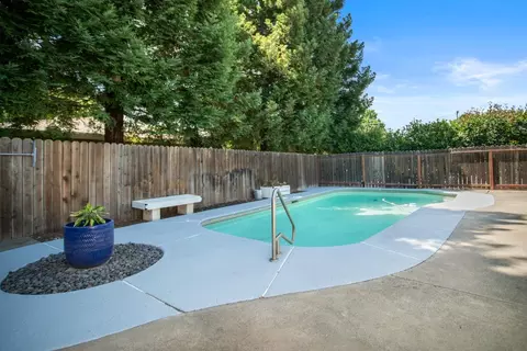 Exterior - 788 Hill Place St, Winters, CA 95694 photo 5 of 12