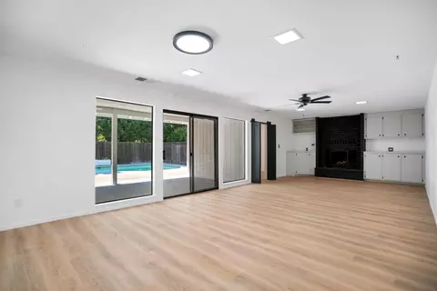 Living - 788 Hill Place St, Winters, CA 95694 photo 5 of 5