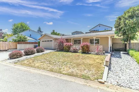 14 Vista Ct, Sutter Creek, CA 95685 photo 2