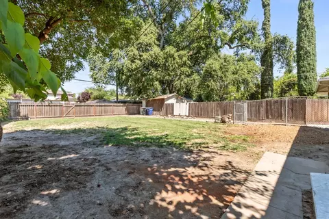 213 Orange Ave, Modesto, CA 95350 photo 23