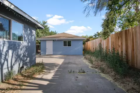 Exterior - 1632 Evans Rd, Ceres, CA 95307 photo 4 of 4