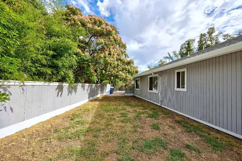 Exterior - 604 Rensselaer Ct, Merced, CA 95340 photo 13 of 18