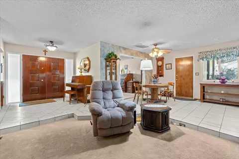 620 Violet St, Modesto, CA 95356 photo 8