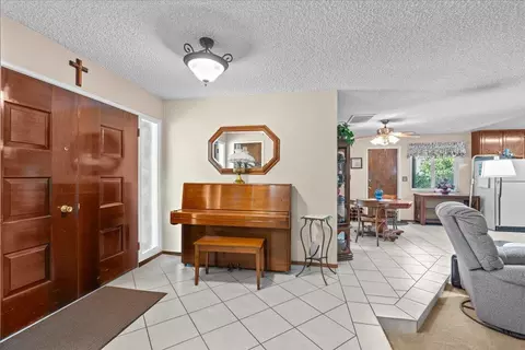 620 Violet St, Modesto, CA 95356 photo 19