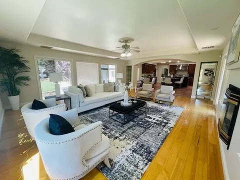 Living - 25985 Tesla Ct, Tracy, CA 95377 photo 1 of 2