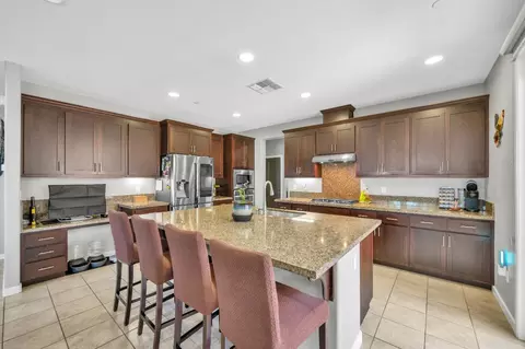 201 Amberwind Cir, Oakley, CA 94561 photo 12