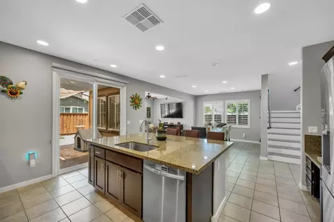 201 Amberwind Cir, Oakley, CA 94561 photo 14