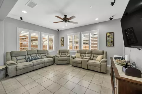 201 Amberwind Cir, Oakley, CA 94561 photo 18