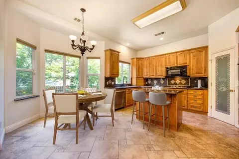 Kitchen - 943 Ranch Rd, Galt, CA 95632 photo 1 of 8