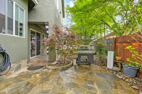 Exterior - 943 Ranch Rd, Galt, CA 95632 photo 10 of 16