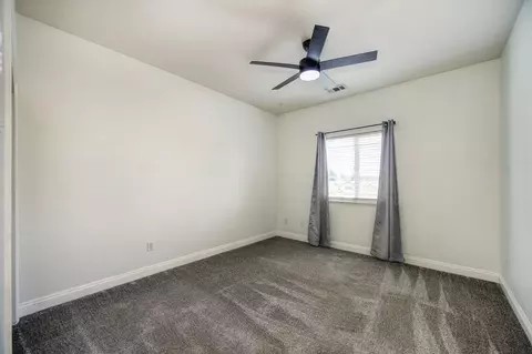 Bedroom - 943 Ranch Rd, Galt, CA 95632 photo 5 of 5