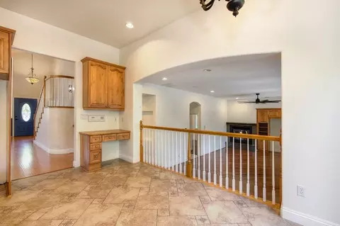 Entry Way - 943 Ranch Rd, Galt, CA 95632 photo 1 of 2