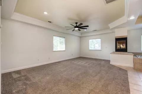 Living - 943 Ranch Rd, Galt, CA 95632 photo 9 of 9