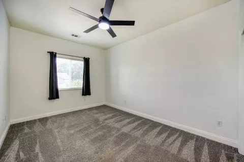 Bedroom - 943 Ranch Rd, Galt, CA 95632 photo 4 of 5